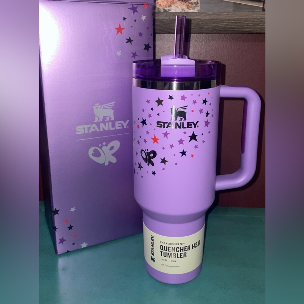 Olivia Rodrigo x Stanley Limited Edition 40oz Quencher